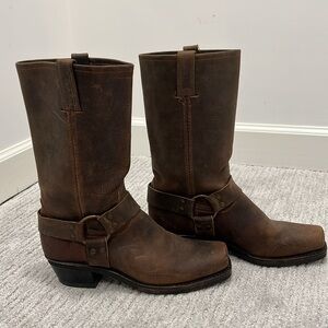 Worn Once Frye Harness brown boots